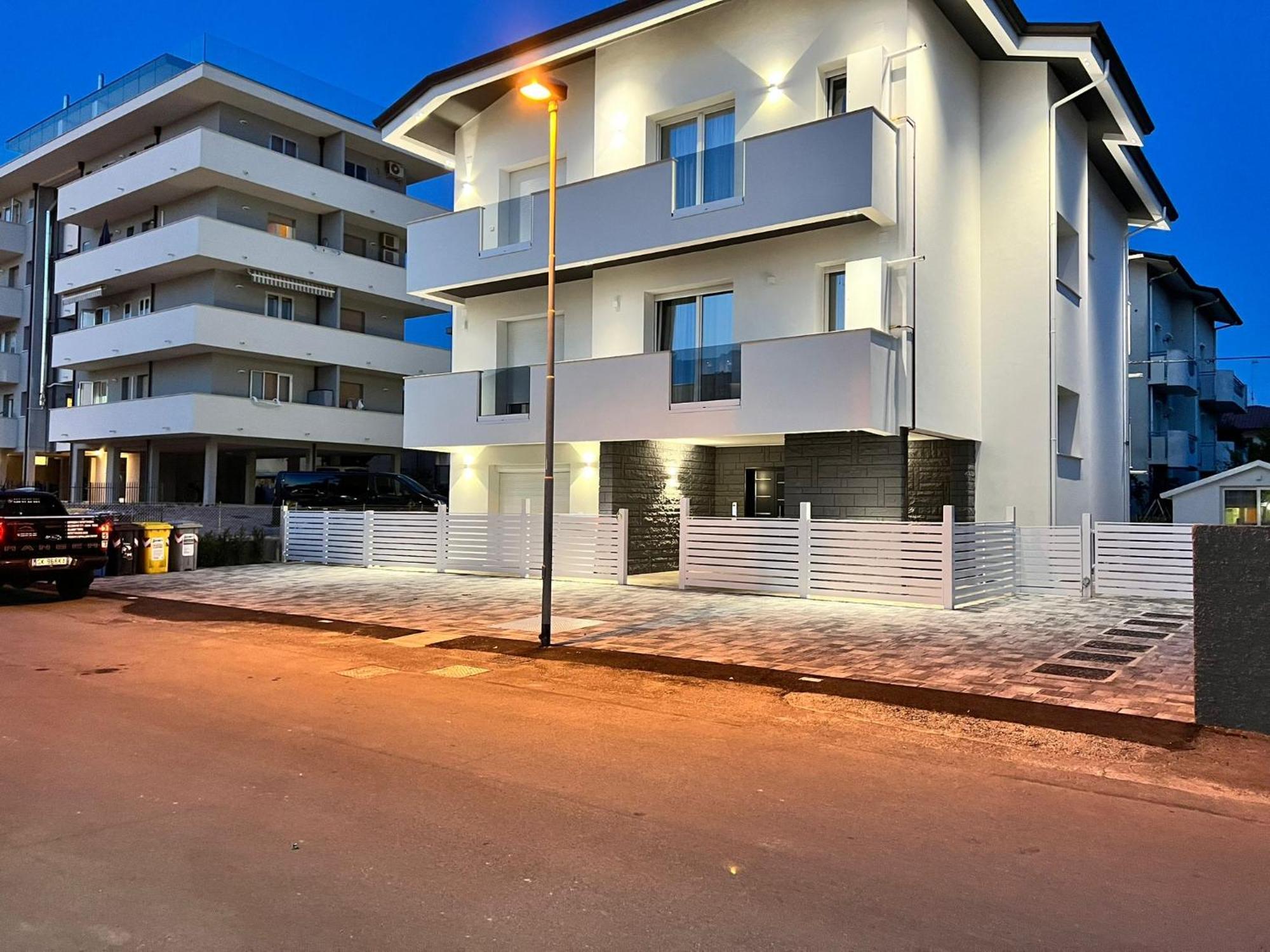 Villa Borghesi Suites Fronte Mare Rímini Exterior foto