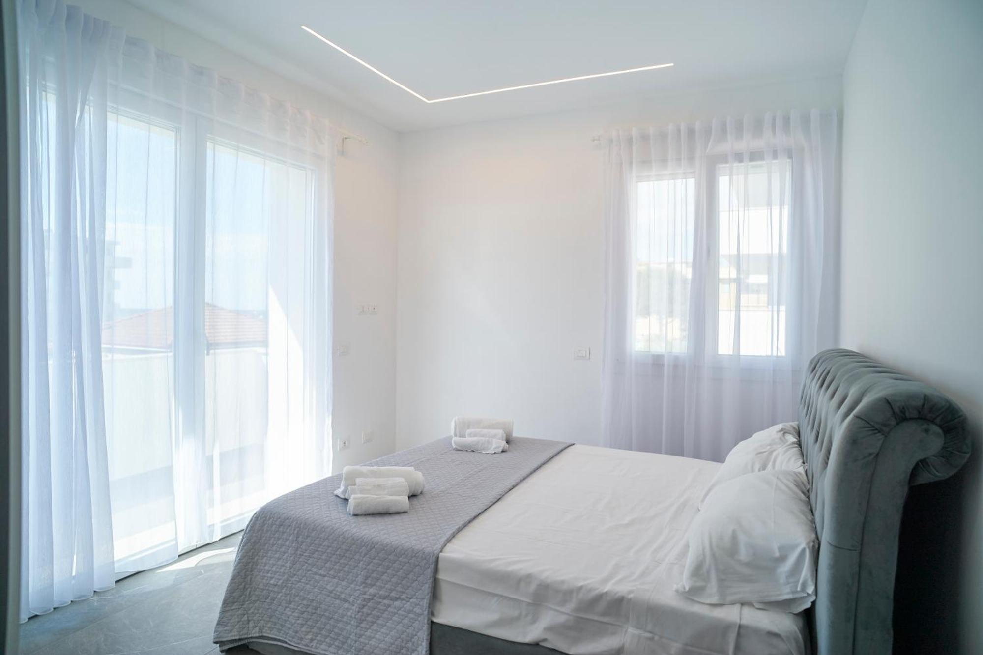 Villa Borghesi Suites Fronte Mare Rímini Exterior foto
