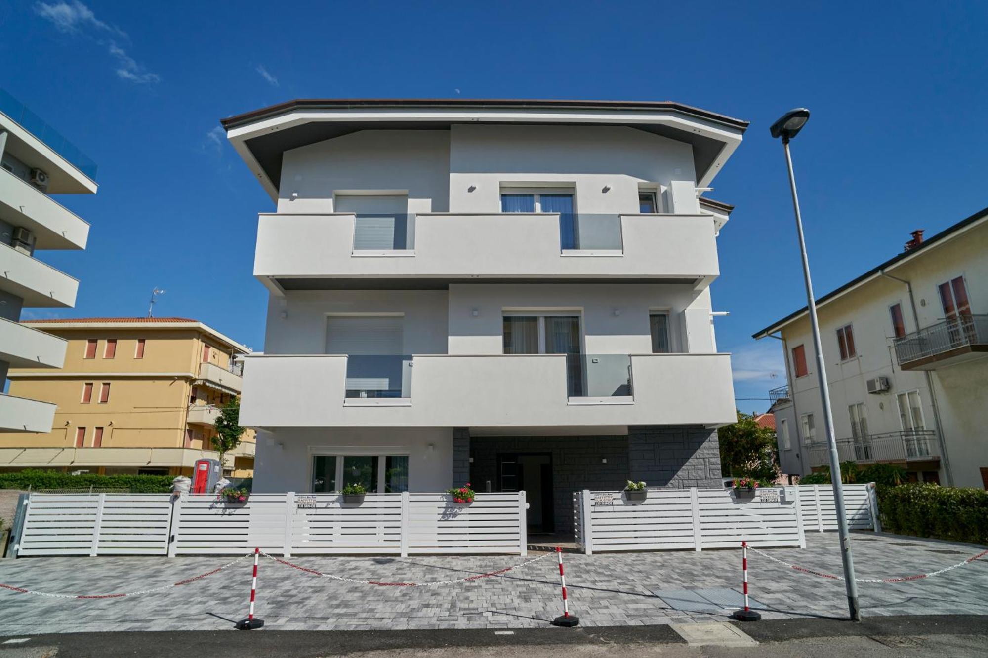 Villa Borghesi Suites Fronte Mare Rímini Exterior foto